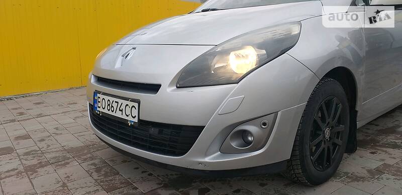 Мінівен Renault Grand Scenic 2012 в Збаражі