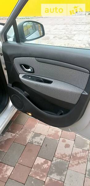 Мінівен Renault Grand Scenic 2012 в Збаражі