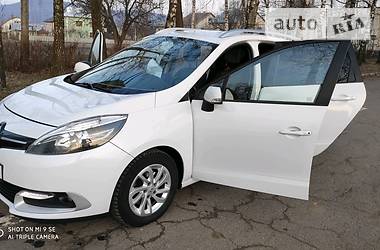 Мінівен Renault Grand Scenic 2014 в 