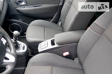 Універсал Renault Grand Scenic 2010 в 