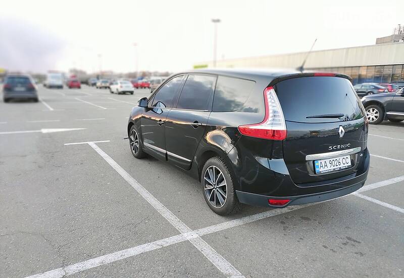Мінівен Renault Grand Scenic 2012 в Києві