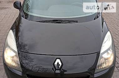Мінівен Renault Grand Scenic 2010 в 