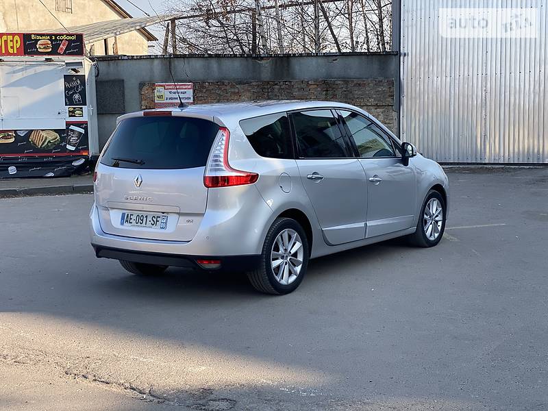 Мінівен Renault Grand Scenic 2010 в Дубні