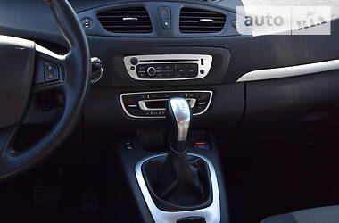 Мінівен Renault Grand Scenic 2014 в 