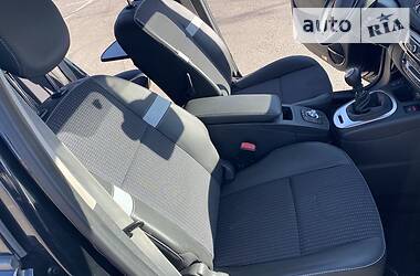 Мінівен Renault Grand Scenic 2015 в 