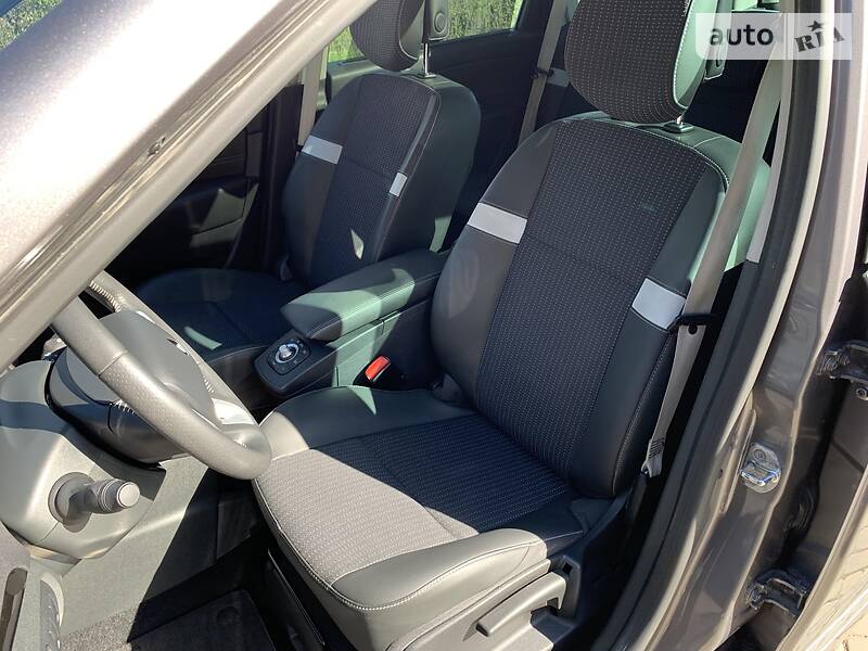 Мінівен Renault Grand Scenic 2012 в Луцьку фото 15 Мінівен Renault Grand Scenic 2012 в Луцьку