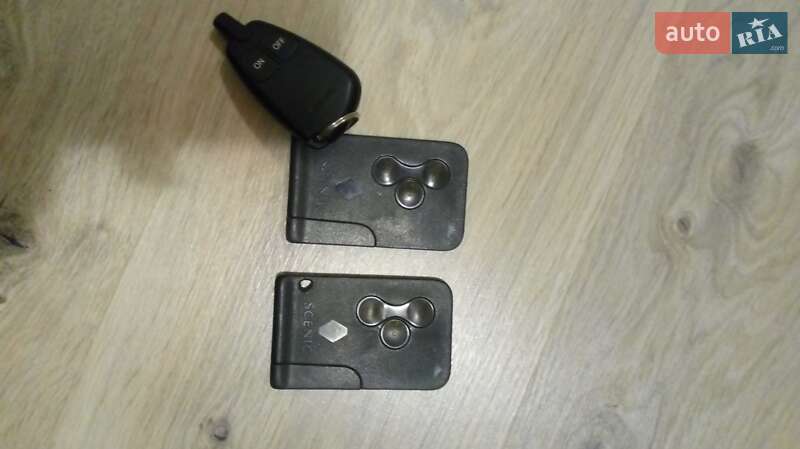 Минивэн Renault Grand Scenic 2006 в Путивле