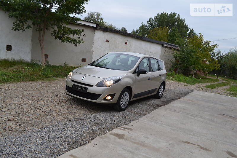 Мінівен Renault Grand Scenic 2010 в Калуші