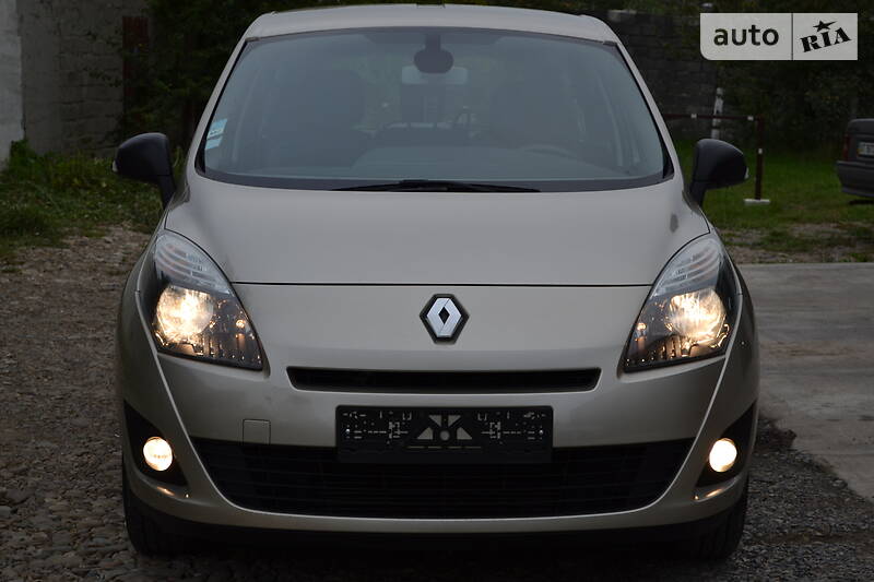 Мінівен Renault Grand Scenic 2010 в Калуші