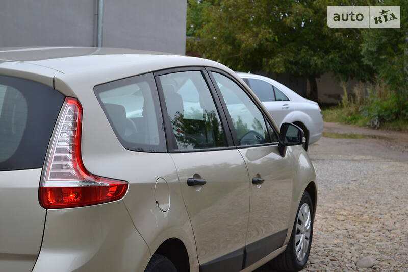 Мінівен Renault Grand Scenic 2010 в Калуші