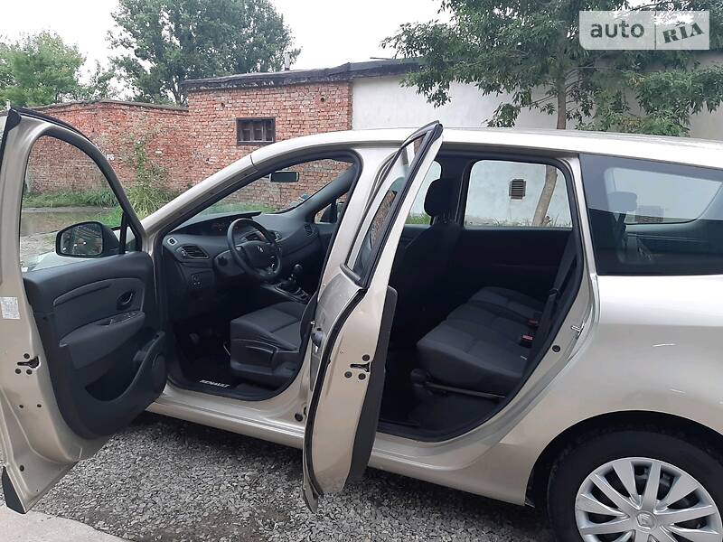 Мінівен Renault Grand Scenic 2010 в Калуші