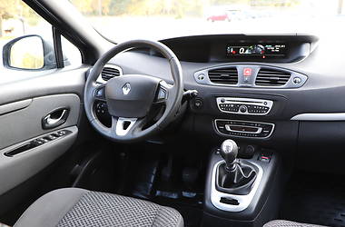 Минивэн Renault Grand Scenic 2011 в Кременчуге