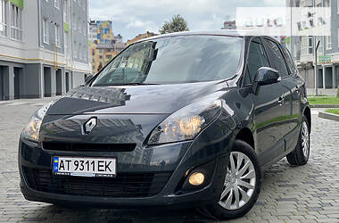 Минивэн Renault Grand Scenic 2011 в Ивано-Франковске