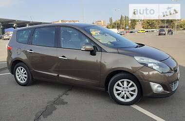 Универсал Renault Grand Scenic 2010 в Кривом Роге