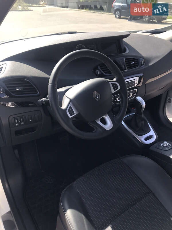 Минивэн Renault Grand Scenic 2012 в Львове фото 9 Минивэн Renault Grand Scenic 2012 в Львове