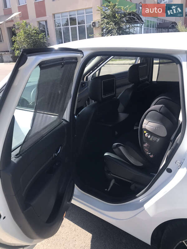 Минивэн Renault Grand Scenic 2012 в Львове фото 11 Минивэн Renault Grand Scenic 2012 в Львове