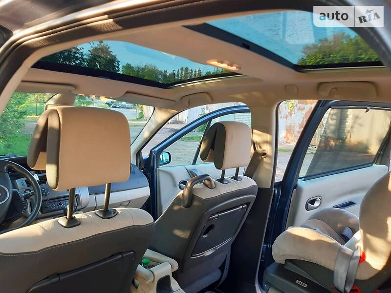 Мінівен Renault Grand Scenic 2008 в Южноукраїнську фото 3 Мінівен Renault Grand Scenic 2008 в Южноукраїнську