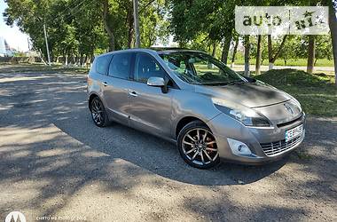 Мінівен Renault Grand Scenic 2009 в Чернівцях