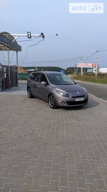 Мінівен Renault Grand Scenic 2011 в Львові