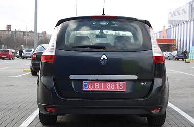 Минивэн Renault Grand Scenic 2010 в Умани