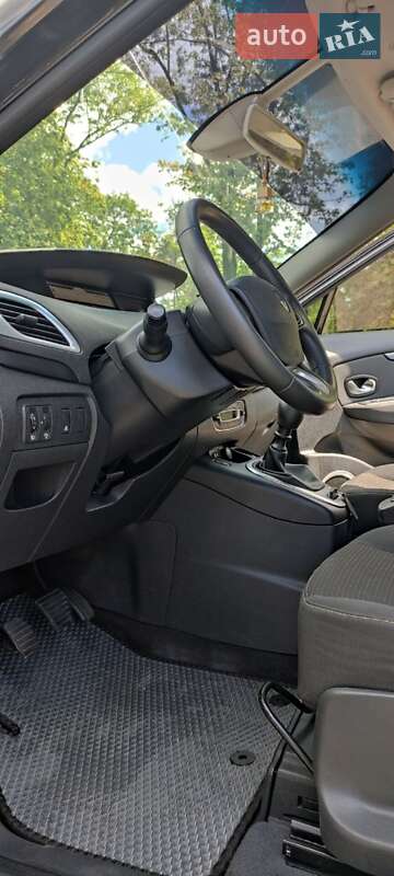 Минивэн Renault Grand Scenic 2010 в Киеве