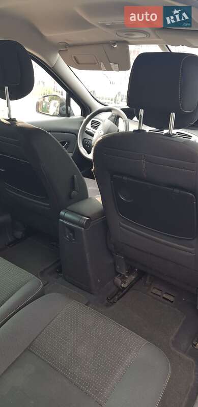Минивэн Renault Grand Scenic 2010 в Николаеве