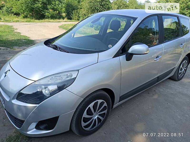 Renault Grand Scenic