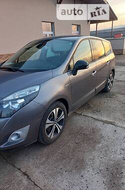 Мінівен Renault Grand Scenic 2011 в Хусті