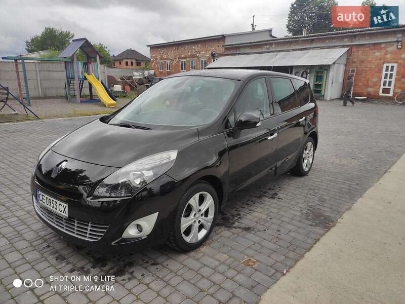 Renault Grand Scenic 2011
