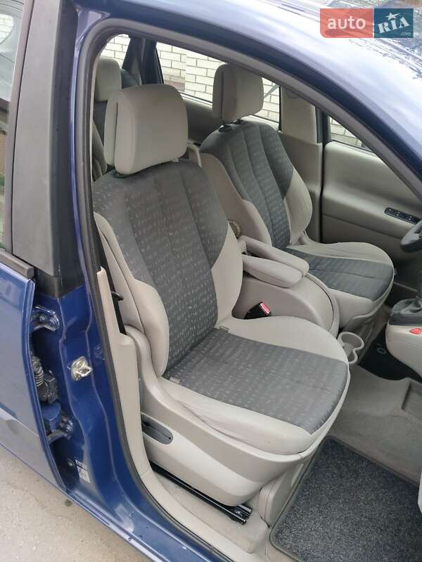 Минивэн Renault Grand Scenic 2004 в Сумах