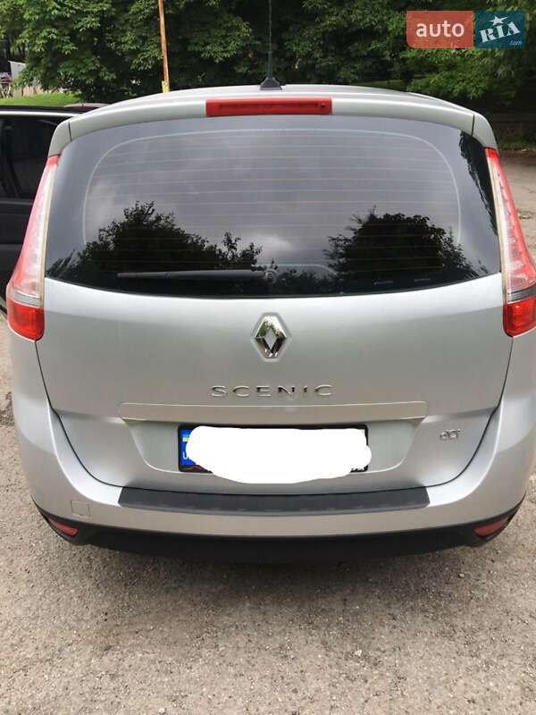 Минивэн Renault Grand Scenic 2013 в Калуше