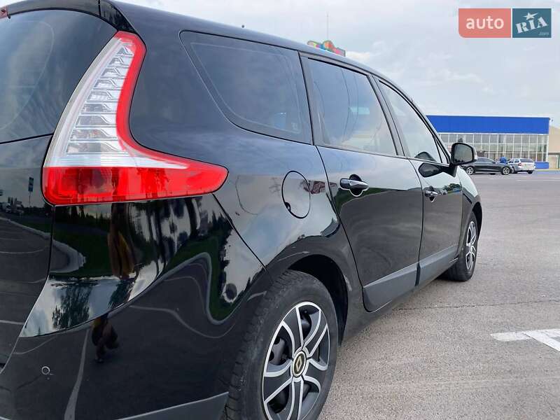 Мінівен Renault Grand Scenic 2012 в Луцьку