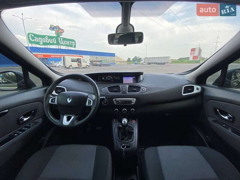 Мінівен Renault Grand Scenic 2012 в Луцьку