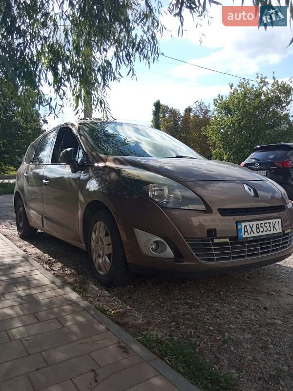 Минивэн Renault Grand Scenic 2009 в Харькове фото 7 Минивэн Renault Grand Scenic 2009 в Харькове