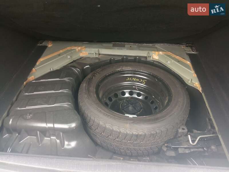 Минивэн Renault Grand Scenic 2010 в Белогорье