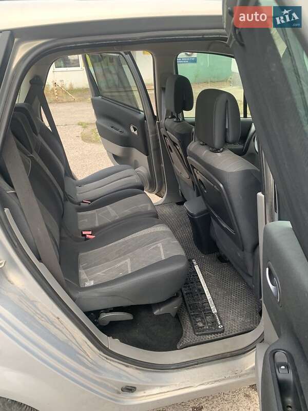Минивэн Renault Grand Scenic 2005 в Тернополе