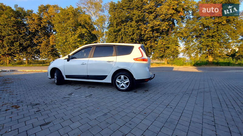Мінівен Renault Grand Scenic 2012 в Львові