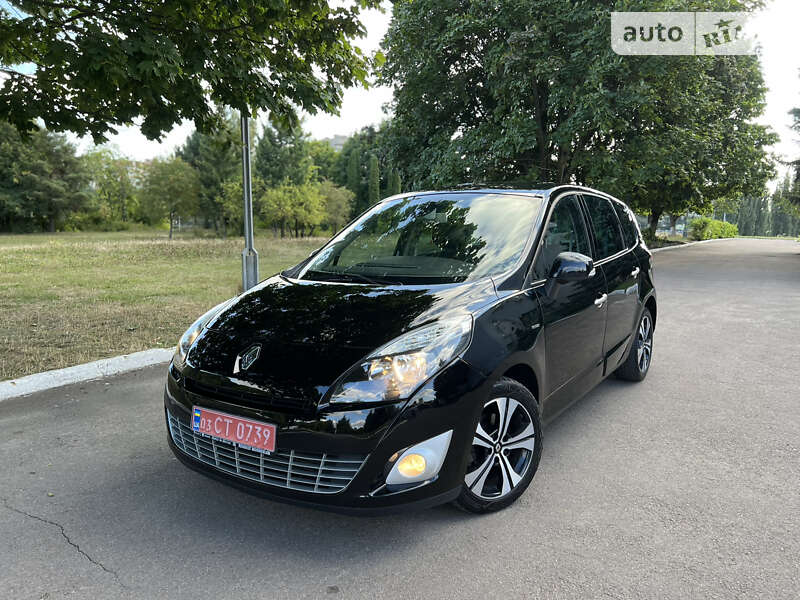 Минивэн Renault Grand Scenic 2011 в Дубно