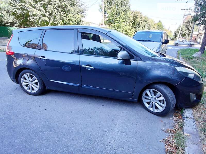 Минивэн Renault Grand Scenic 2010 в Черкассах фото 2 Минивэн Renault Grand Scenic 2010 в Черкассах