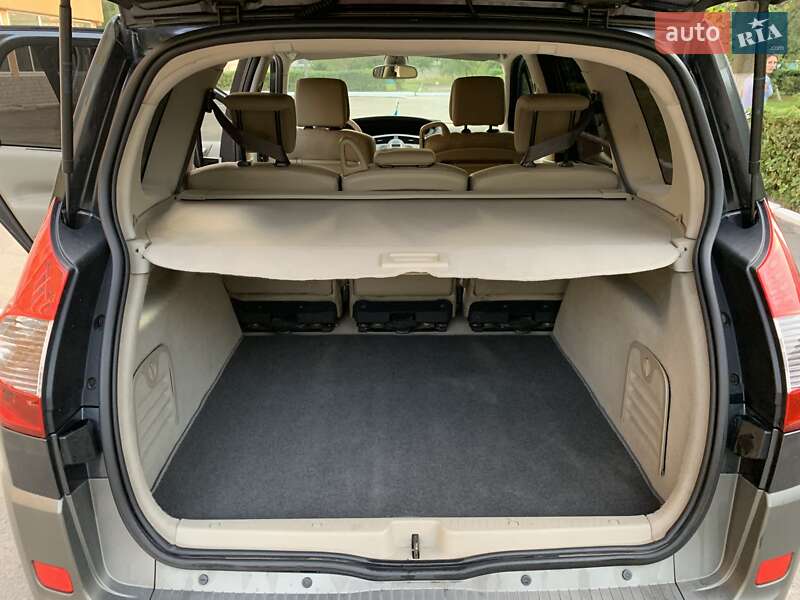 Минивэн Renault Grand Scenic 2007 в Ровно