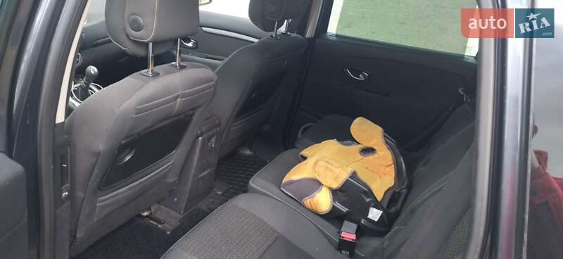 Мінівен Renault Grand Scenic 2010 в Нововолинську