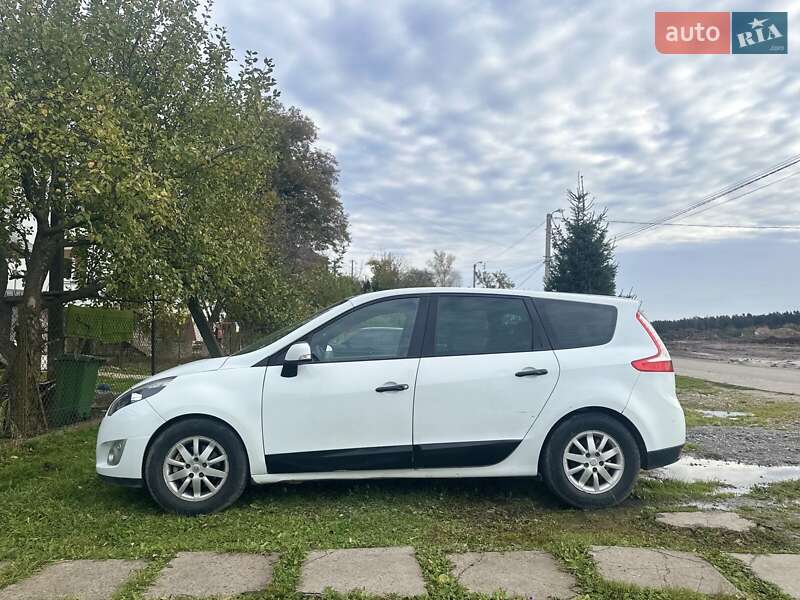 Мінівен Renault Grand Scenic 2010 в Львові