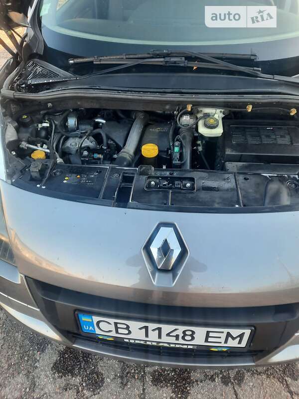 Минивэн Renault Grand Scenic 2011 в Чернигове