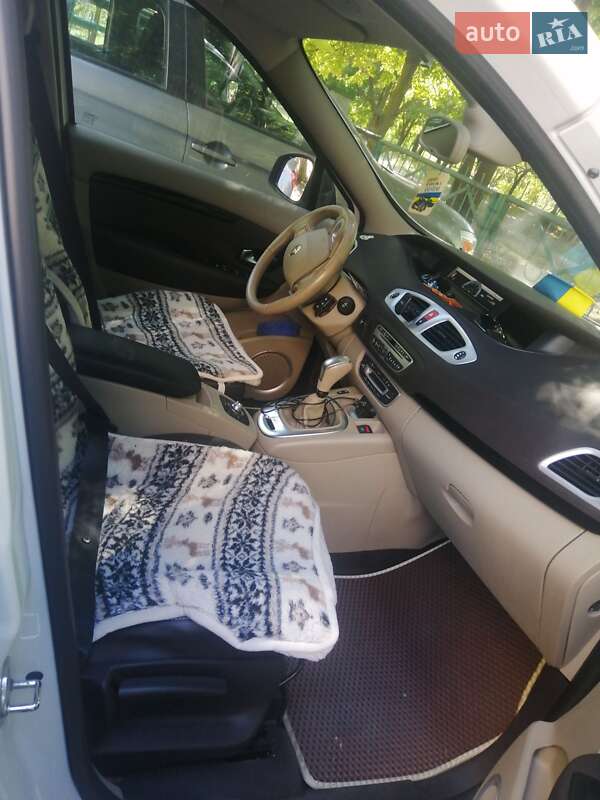 Минивэн Renault Grand Scenic 2009 в Желтых Водах