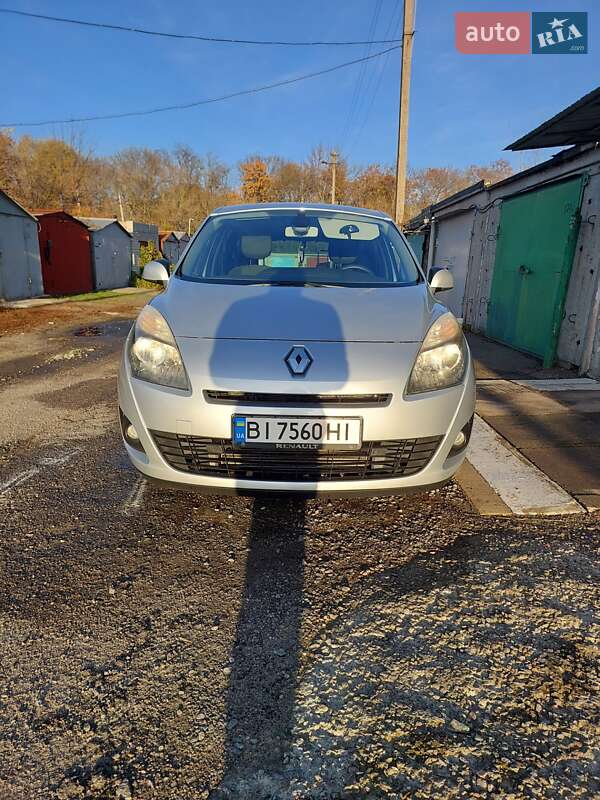 Минивэн Renault Grand Scenic 2009 в Кременчуге