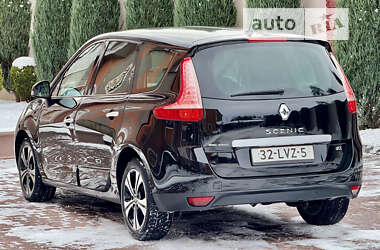 Минивэн Renault Grand Scenic 2011 в 