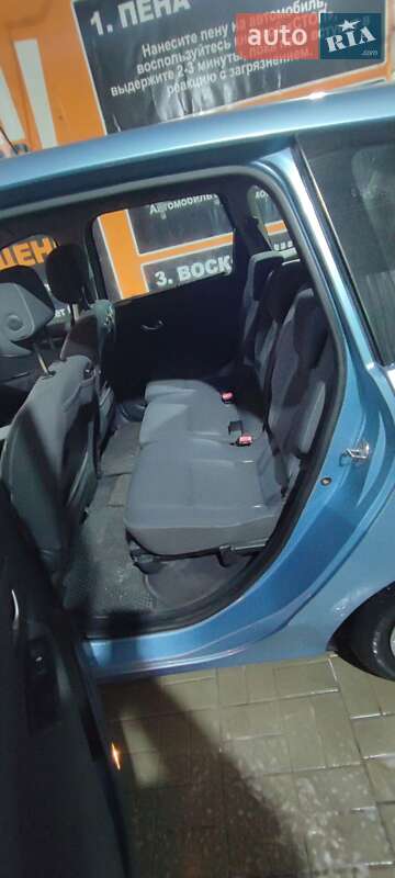 Минивэн Renault Grand Scenic 2010 в Харькове фото 6 Минивэн Renault Grand Scenic 2010 в Харькове