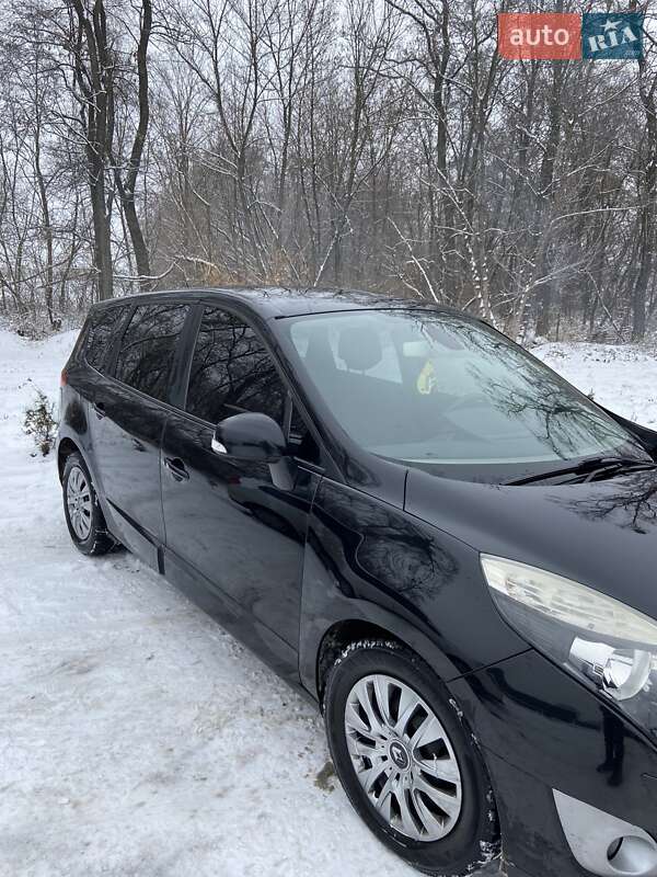 Минивэн Renault Grand Scenic 2011 в Умани фото 7 Минивэн Renault Grand Scenic 2011 в Умани