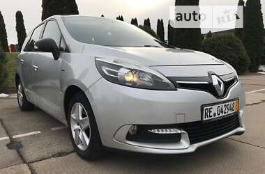 Минивэн Renault Grand Scenic 2015 в Владимир-Волынском