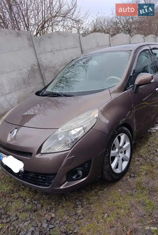 Renault Grand Scenic 2010